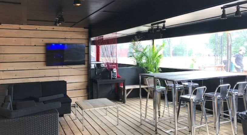 Shipping containers for businesses - restaurants
